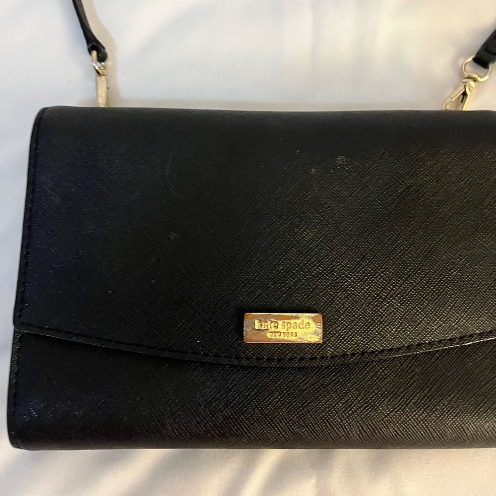 Crossbody/wallet - Picture 2 of 6